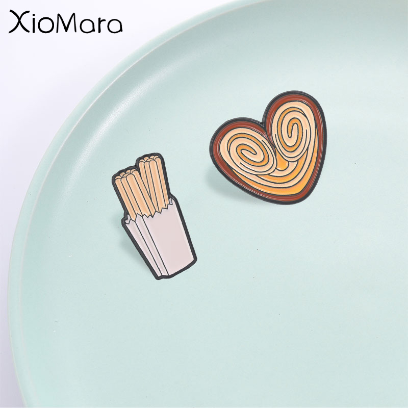 Food Snacks Gifts - เข็มกลัดเคลือบลายขนมขบเคี้ยวสุดฮา, เข็มกลัดรูปชูโรส์และขนมปาล์มรูปหัวใจ, เครื่องประดับแฟชั่น, ของขวัญสุดเพอร์เฟกต์สำหรับคนรักอาหาร